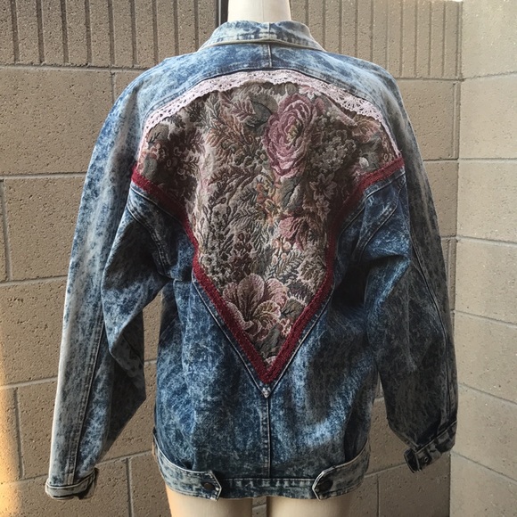 VINTAGE | Blue Acid Stone Wash Denim Tapestry Patch Jacket 80’s - Picture 2 of 14